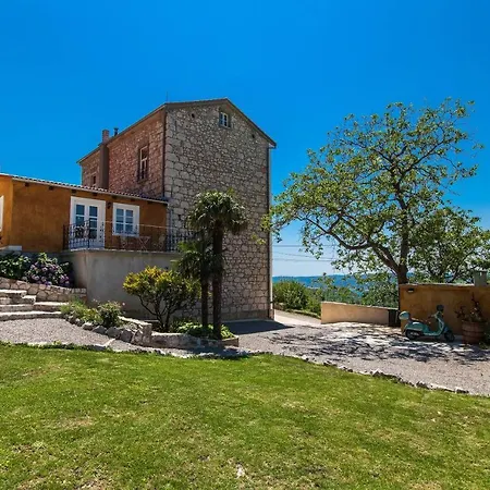 Villa Ursula Grižane